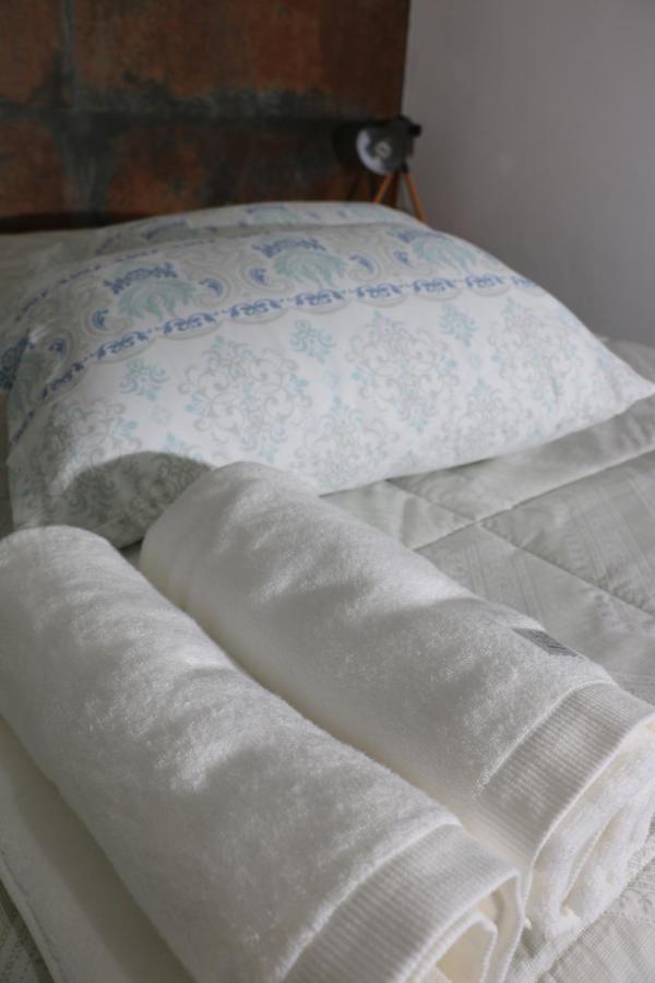 Excelente Quarto Com Cama De Casal King Em Casa Perto Do Aeroporto De Curitiba São José dos Pinhais エクステリア 写真
